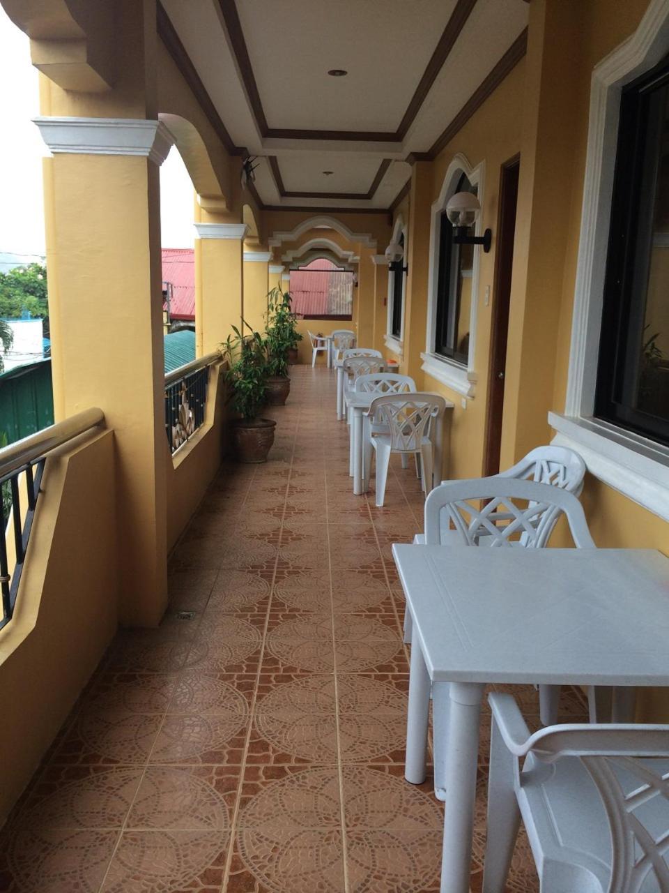 Sunrise Apartelle Olongapo Bagian luar foto