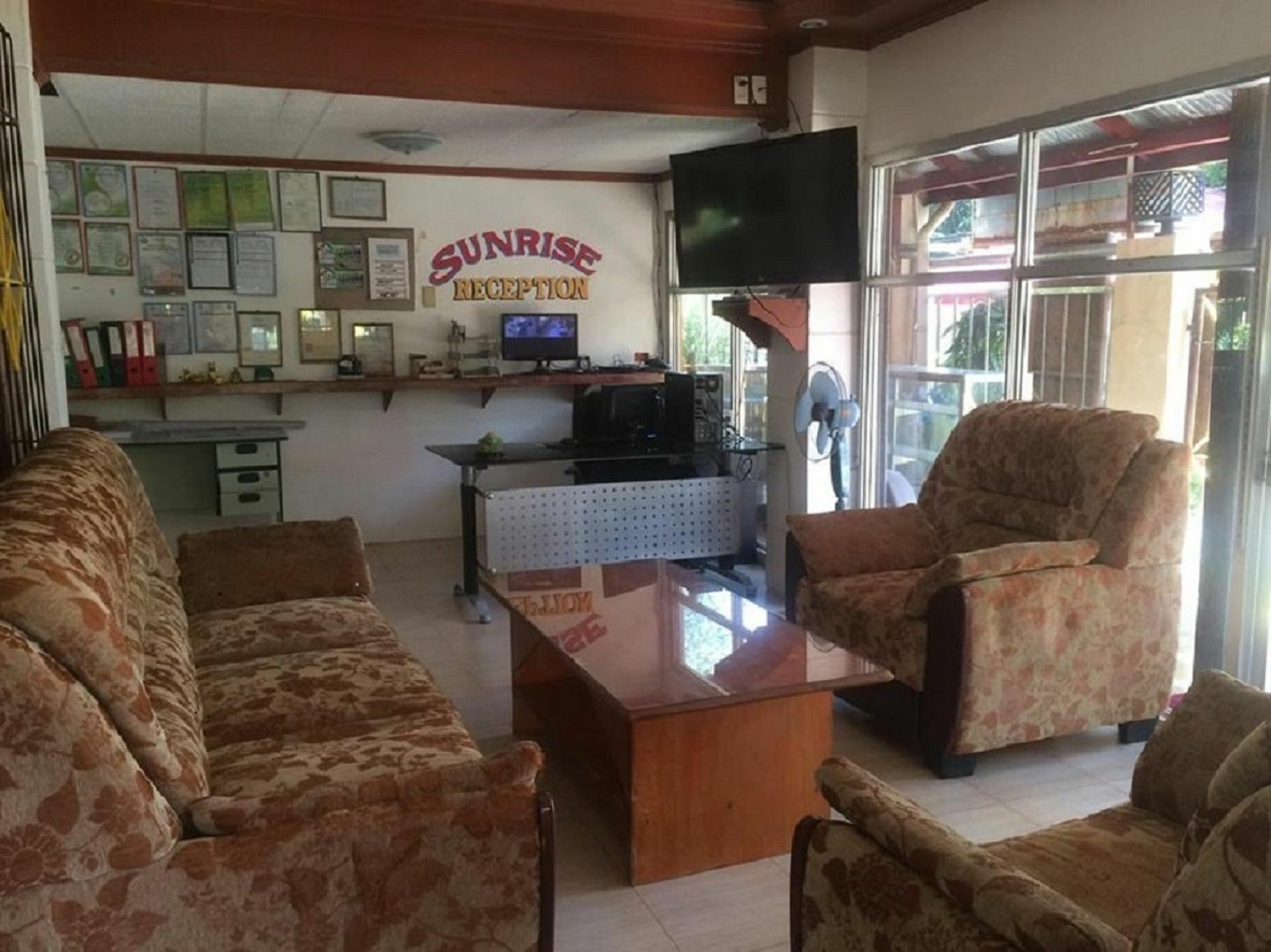 Sunrise Apartelle Olongapo Bagian luar foto