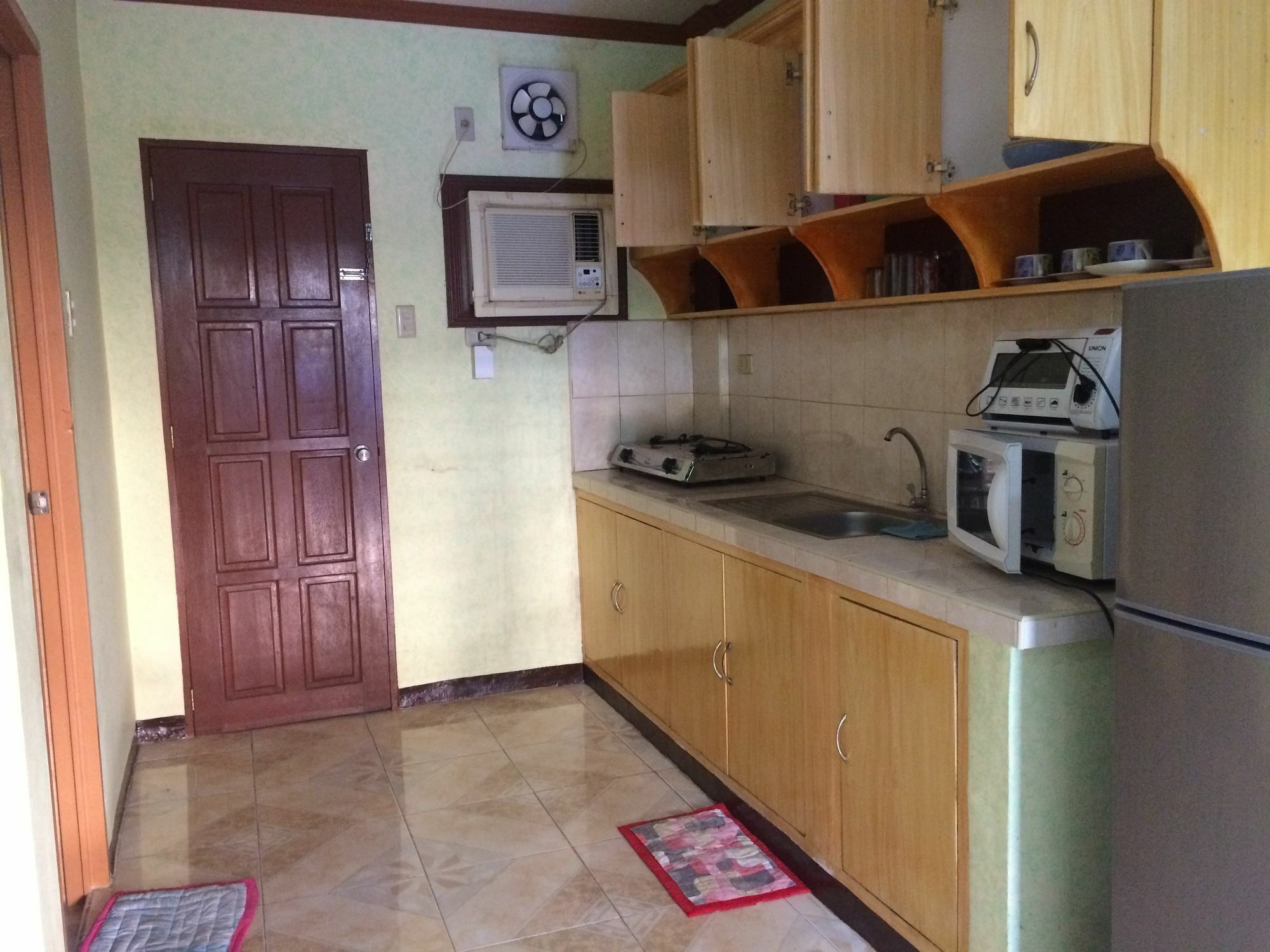 Sunrise Apartelle Olongapo Bagian luar foto